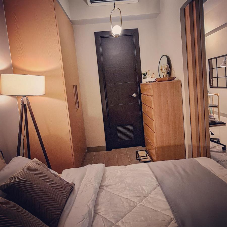 Luxe Bonifacio Global City Taguig Uptown Condo Hotel 1 Bedroom Suite المظهر الخارجي الصورة