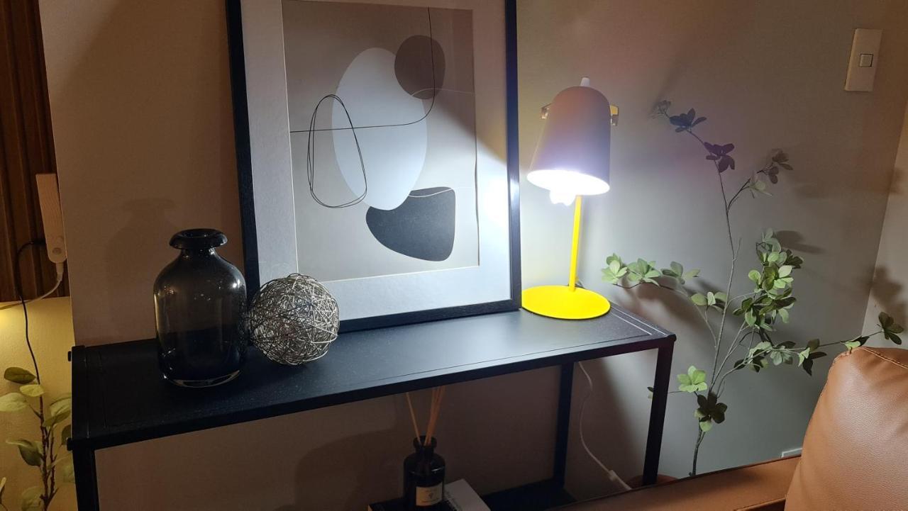 Luxe Bonifacio Global City Taguig Uptown Condo Hotel 1 Bedroom Suite المظهر الخارجي الصورة