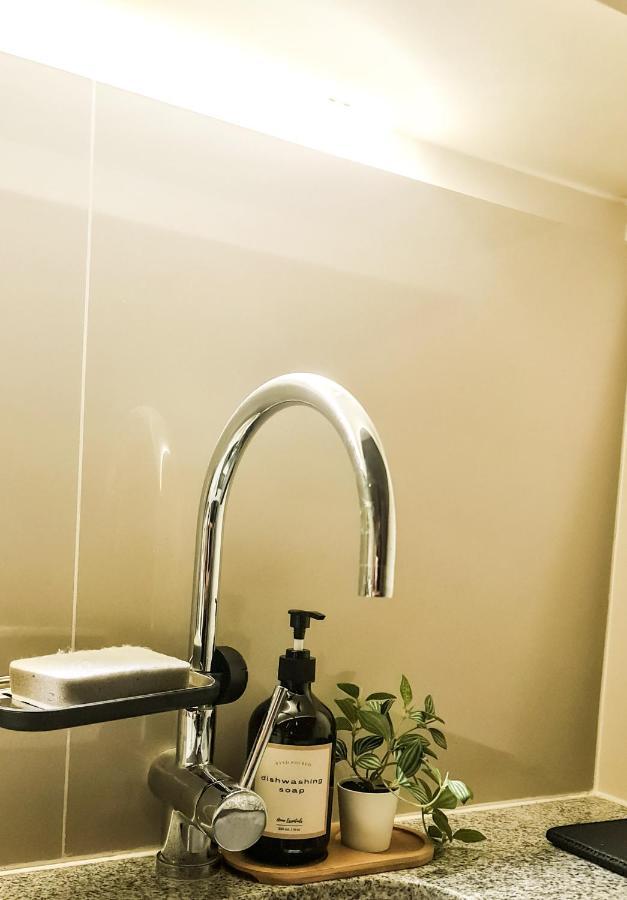 Luxe Bonifacio Global City Taguig Uptown Condo Hotel 1 Bedroom Suite المظهر الخارجي الصورة