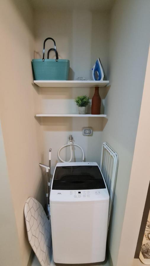 Luxe Bonifacio Global City Taguig Uptown Condo Hotel 1 Bedroom Suite المظهر الخارجي الصورة
