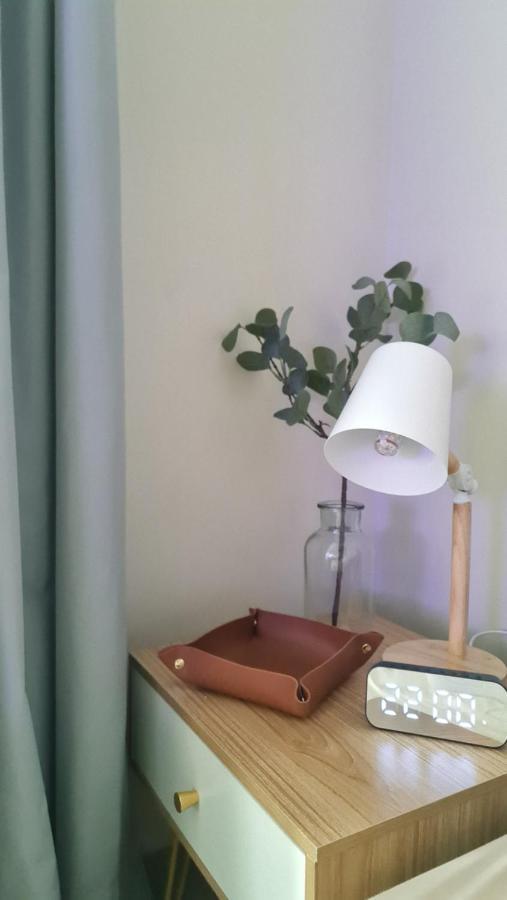 Luxe Bonifacio Global City Taguig Uptown Condo Hotel 1 Bedroom Suite المظهر الخارجي الصورة