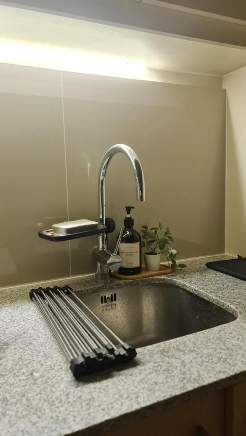 Luxe Bonifacio Global City Taguig Uptown Condo Hotel 1 Bedroom Suite المظهر الخارجي الصورة