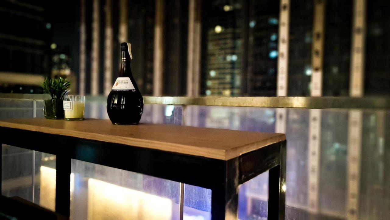 Luxe Bonifacio Global City Taguig Uptown Condo Hotel 1 Bedroom Suite المظهر الخارجي الصورة