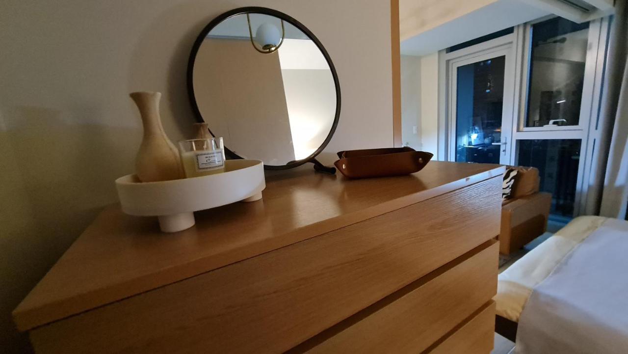 Luxe Bonifacio Global City Taguig Uptown Condo Hotel 1 Bedroom Suite المظهر الخارجي الصورة