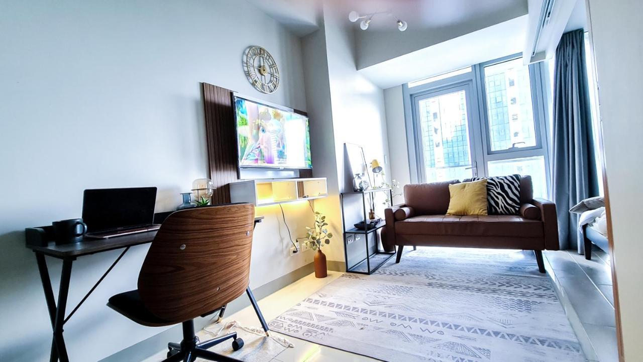 Luxe Bonifacio Global City Taguig Uptown Condo Hotel 1 Bedroom Suite المظهر الخارجي الصورة
